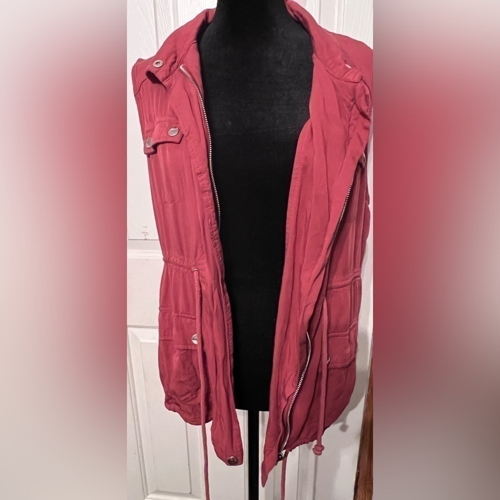 Entro burnt umber vest size medium women’s